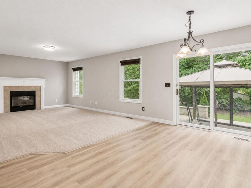 247 Kastlekove Drive, Lewis Center, OH 43035 Photo 9