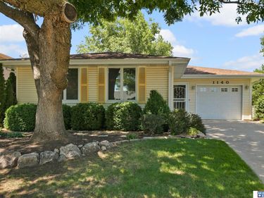 1140 High Plains Road, Lincoln, NE 68512