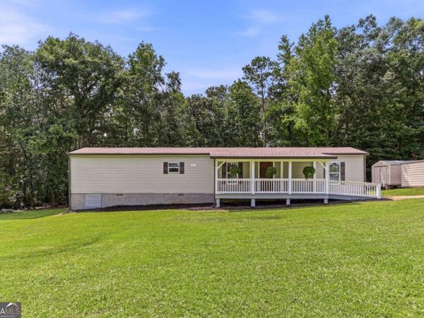 202 Oak Circle, Hull, GA 30646