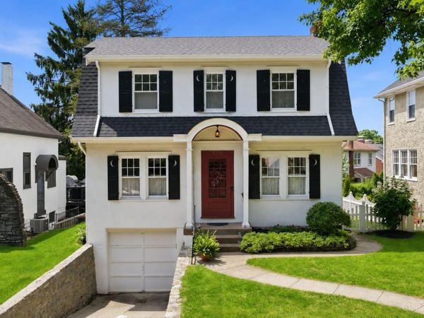 3319 Lookout Drive, Cincinnati, OH 45208