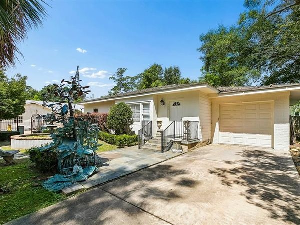 121 N POLK Street, Covington, LA 70433