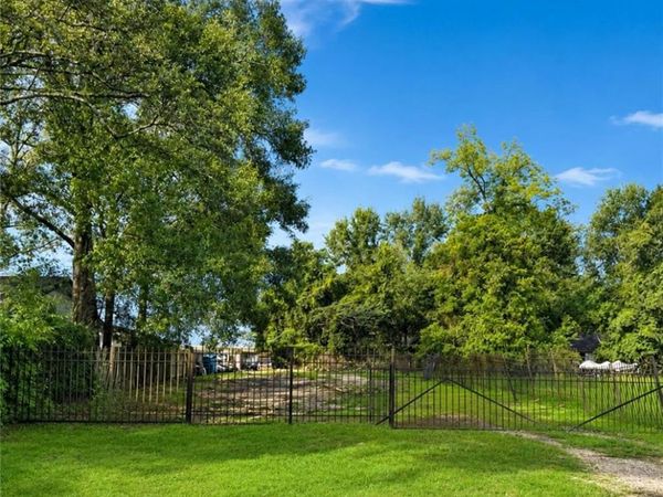809 W 22ND Street, Covington, LA 70433