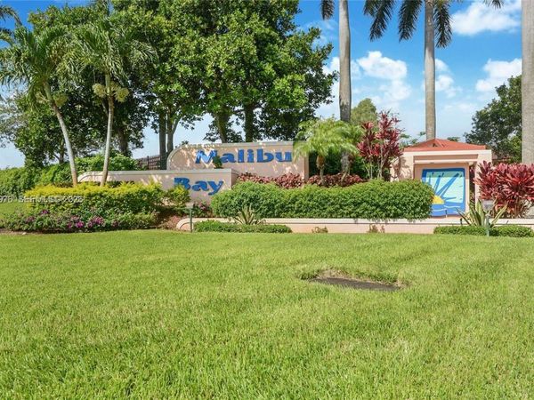 746 NW 208th Way , Unit ., Pembroke Pines, FL 33029