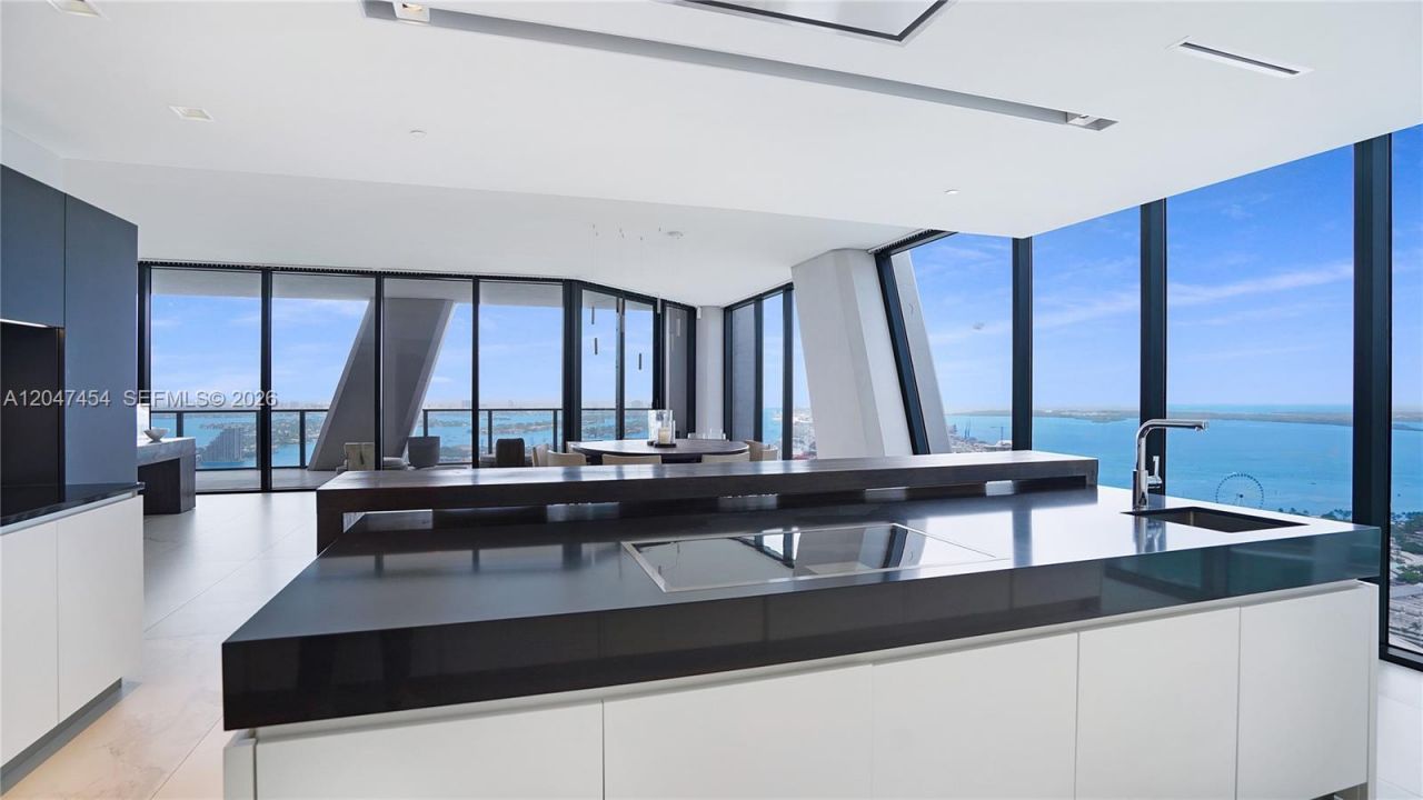 1000 Biscayne Blvd , Unit 4401, Miami, FL 33132 Photo