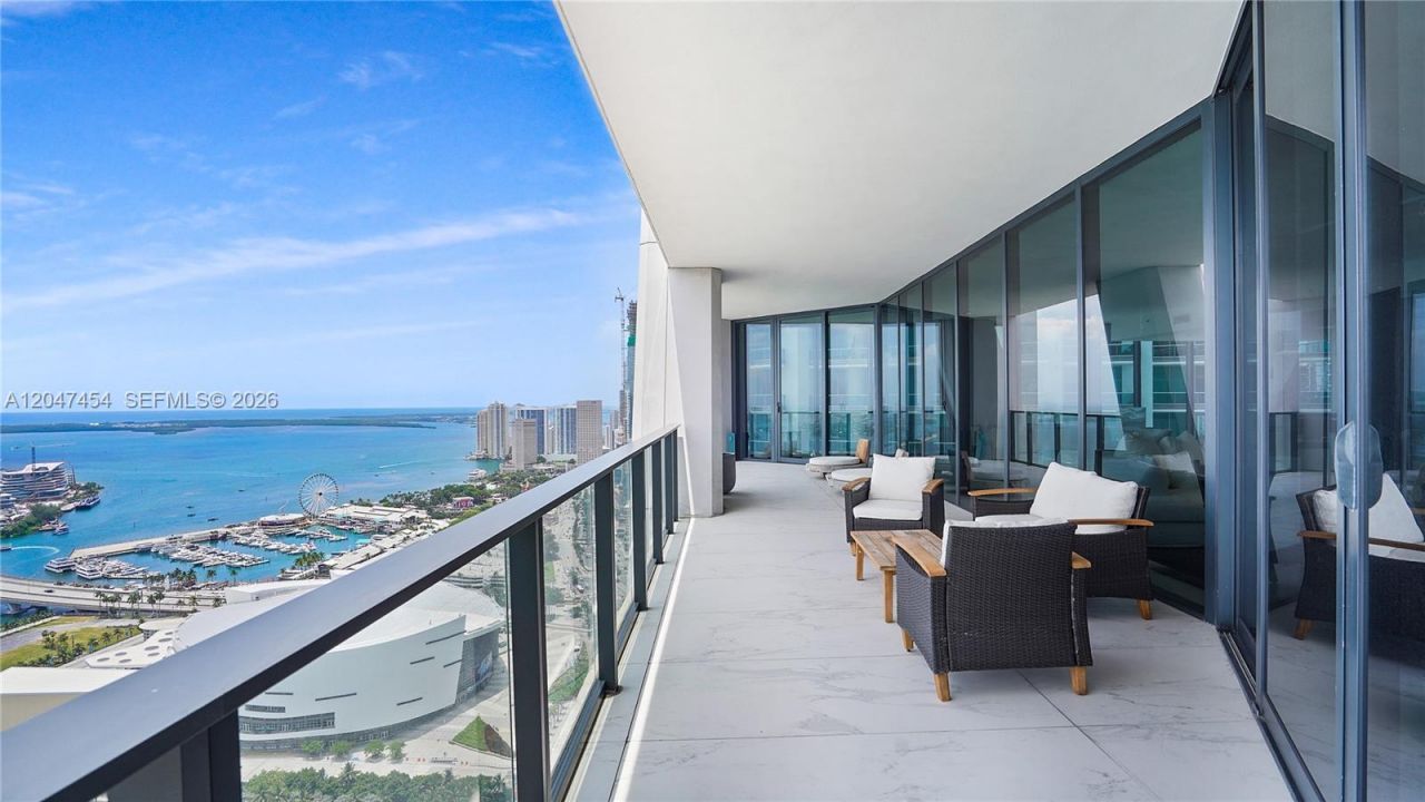 1000 Biscayne Blvd , Unit 4401, Miami, FL 33132 Photo