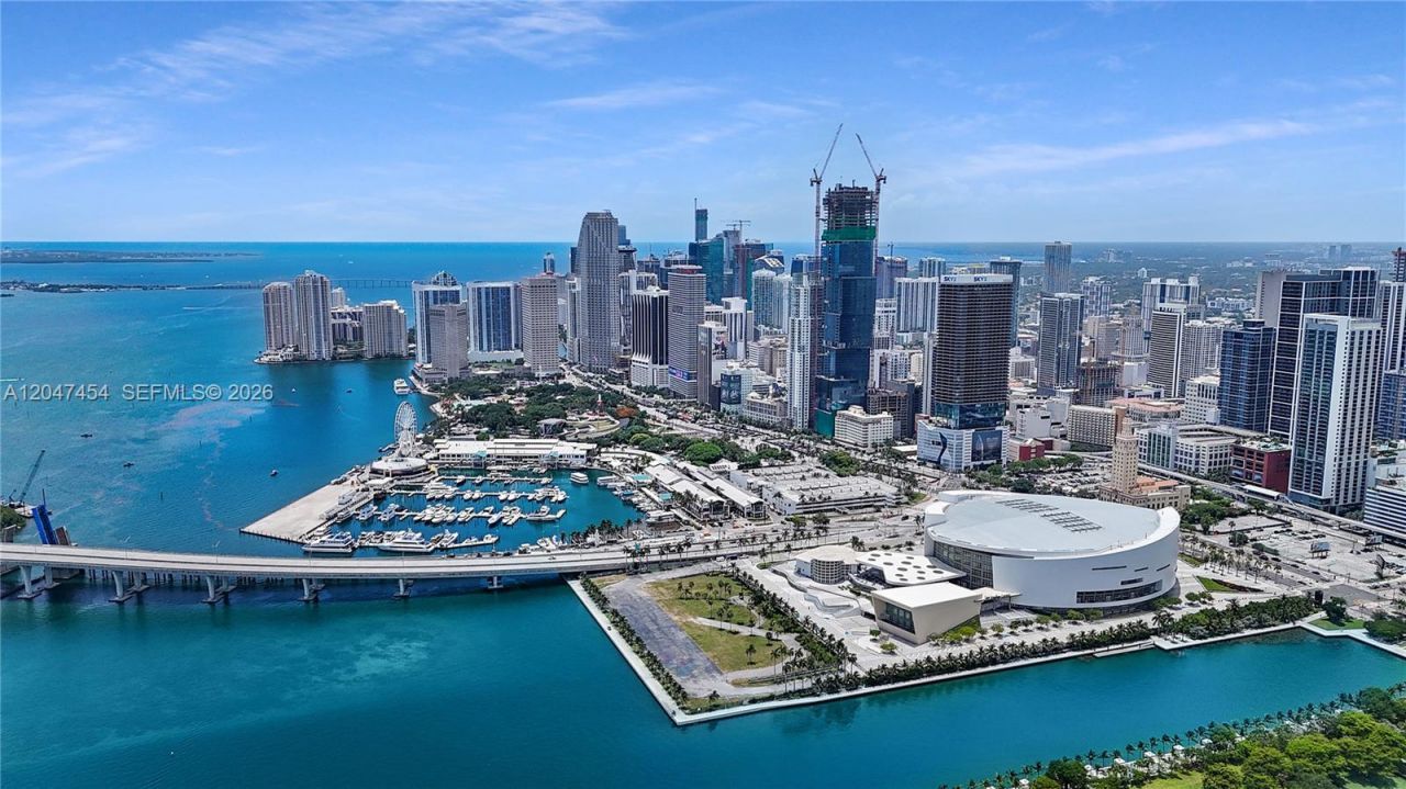 1000 Biscayne Blvd , Unit 4401, Miami, FL 33132 Photo