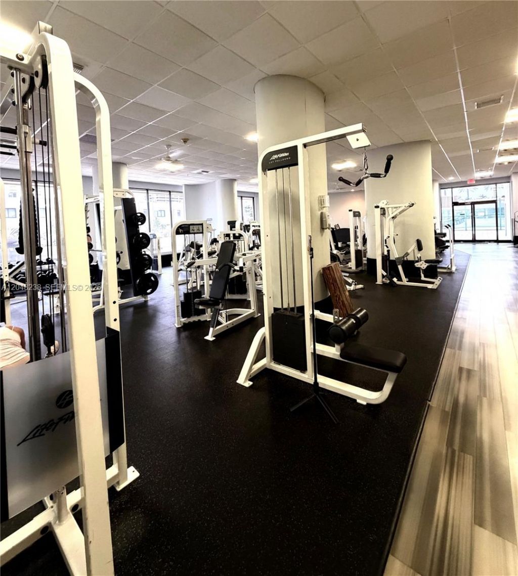 1800 NE 114th , Unit 604, North Miami, FL 33181 Photo