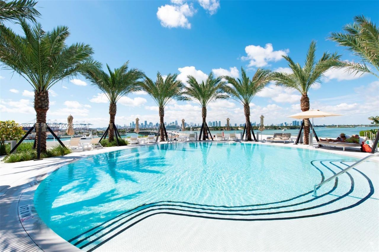 450 Alton Rd, Unit 1606, Miami Beach, FL 33139 Photo