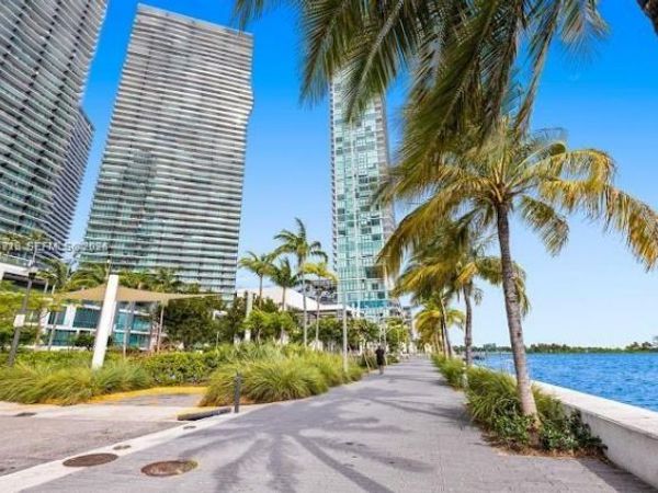 650 NE 32nd St , Unit 4205, Miami, FL 33137