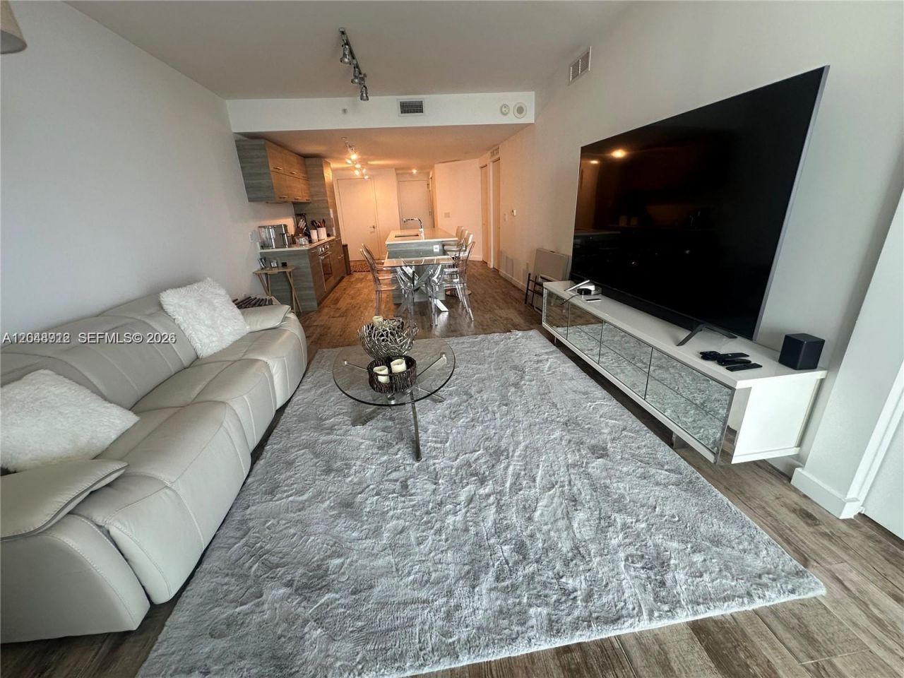 650 NE 32nd St , Unit 4205, Miami, FL 33137 Photo