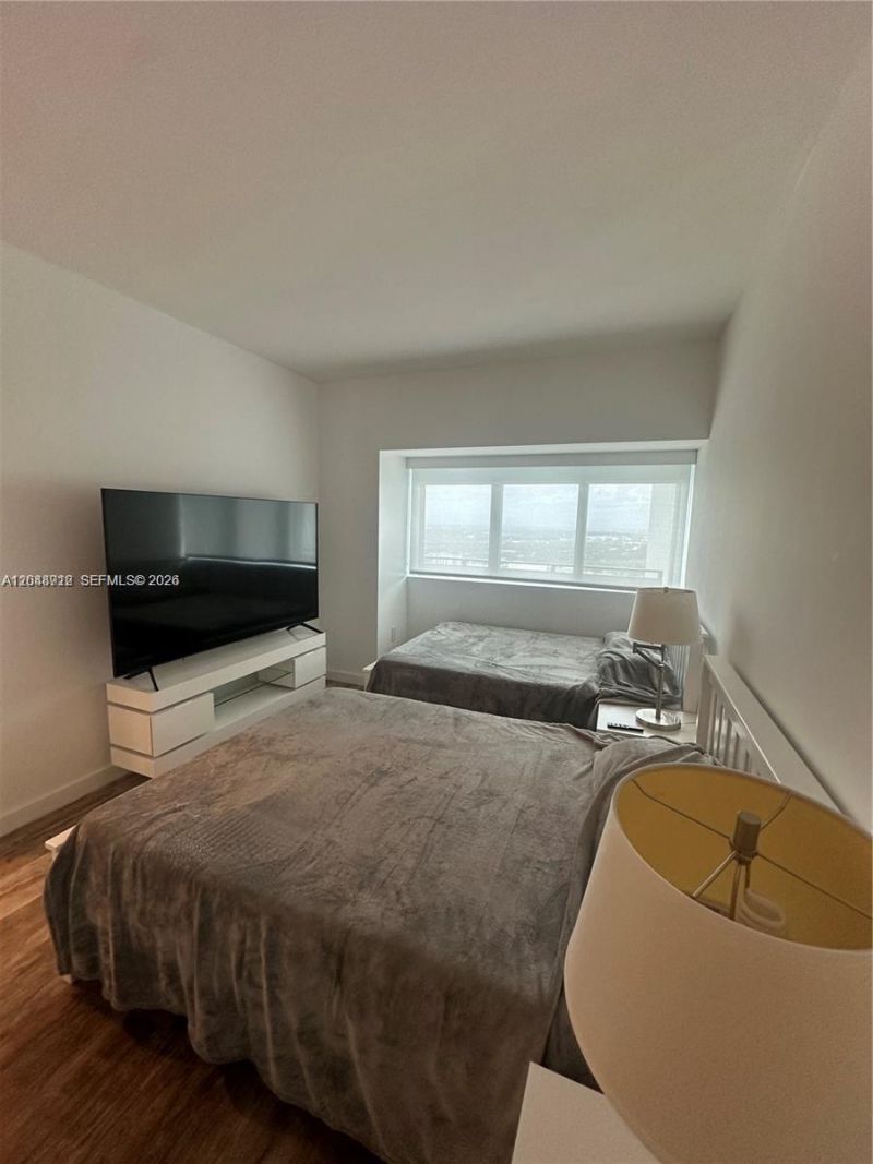 650 NE 32nd St , Unit 4205, Miami, FL 33137 Photo