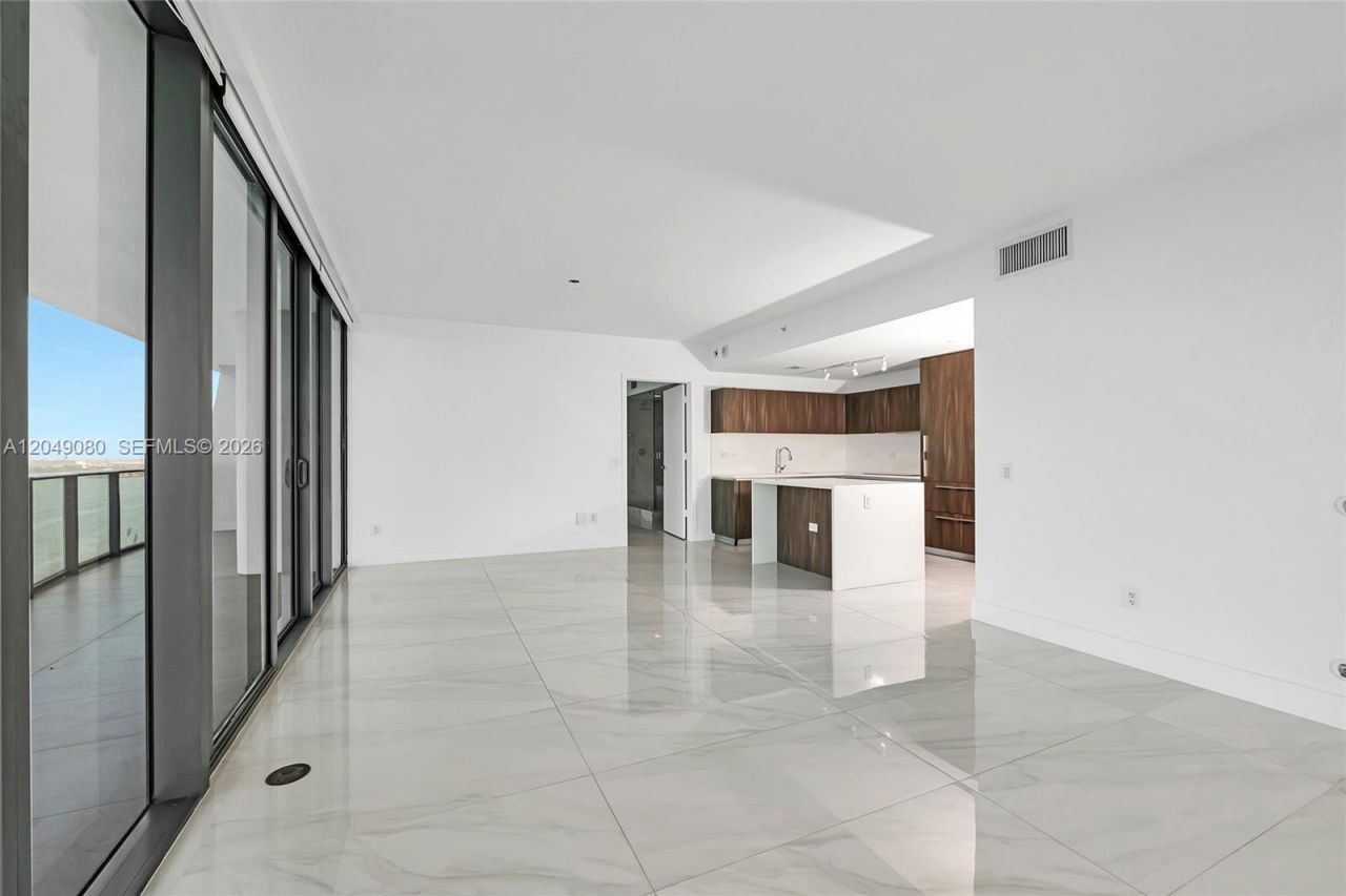 3131 NE 7th Ave , Unit 1806, Miami, FL 33137 Photo