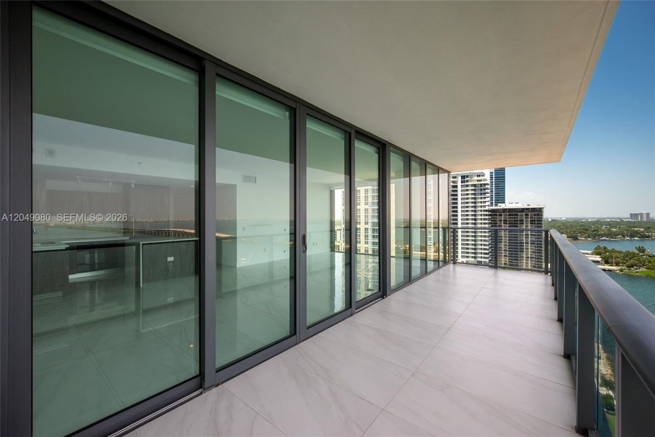 3131 NE 7th Ave , Unit 1806, Miami, FL 33137 Photo
