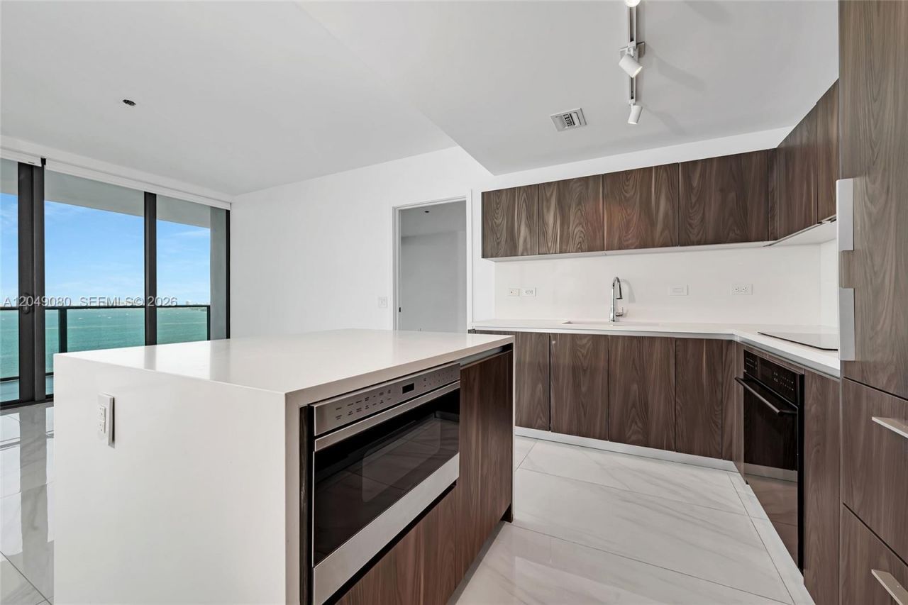 3131 NE 7th Ave , Unit 1806, Miami, FL 33137 Photo