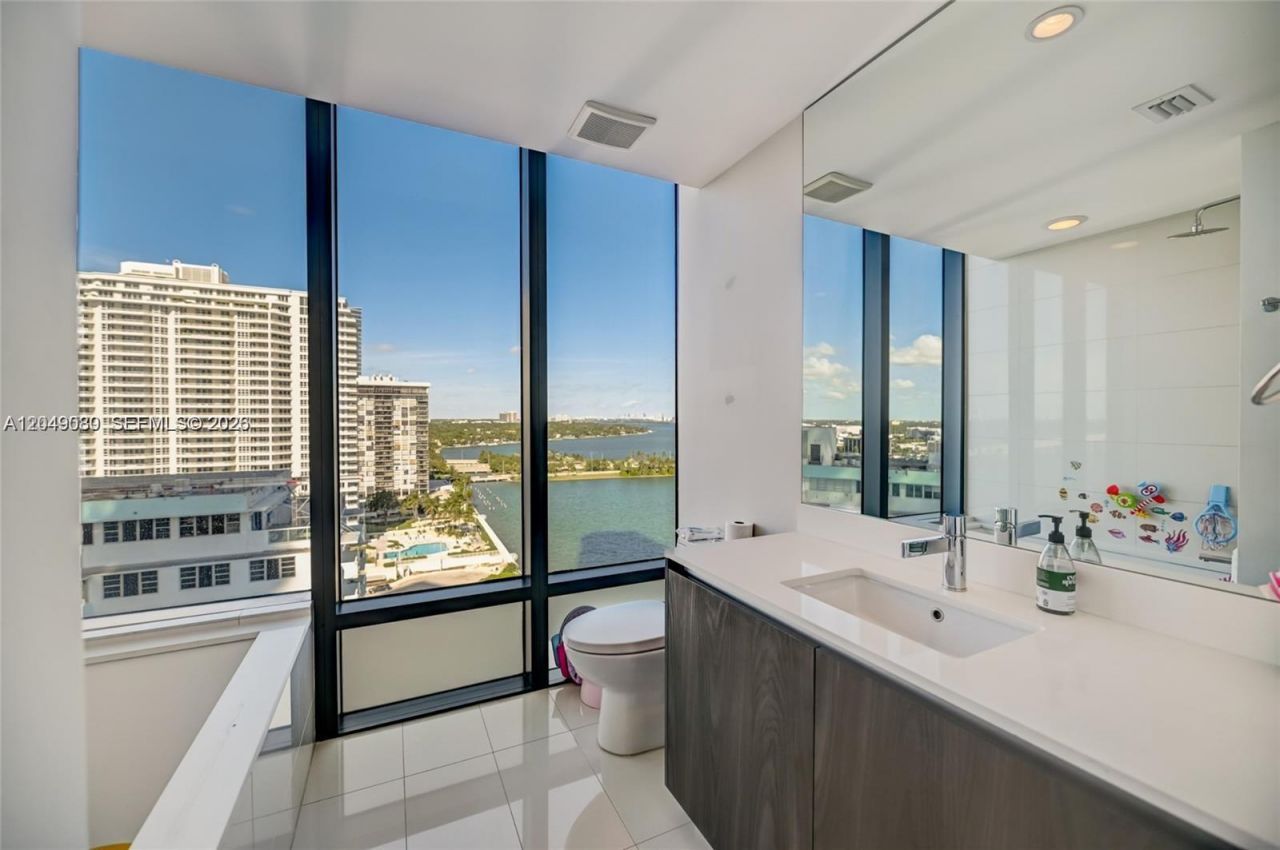 3131 NE 7th Ave , Unit 1806, Miami, FL 33137 Photo