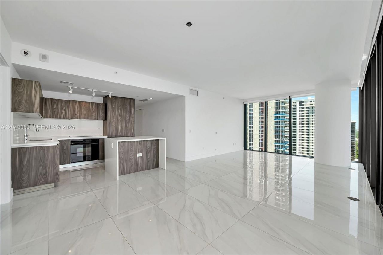 3131 NE 7th Ave , Unit 1806, Miami, FL 33137 Photo