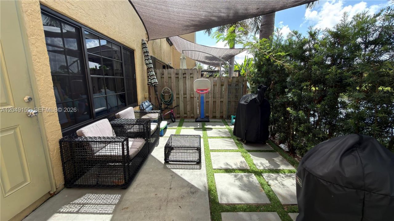 9492 NW 39th St , Sunrise, FL 33351 Photo