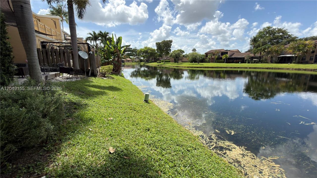 9492 NW 39th St , Sunrise, FL 33351 Photo