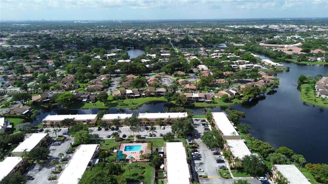 9492 NW 39th St , Sunrise, FL 33351 Photo