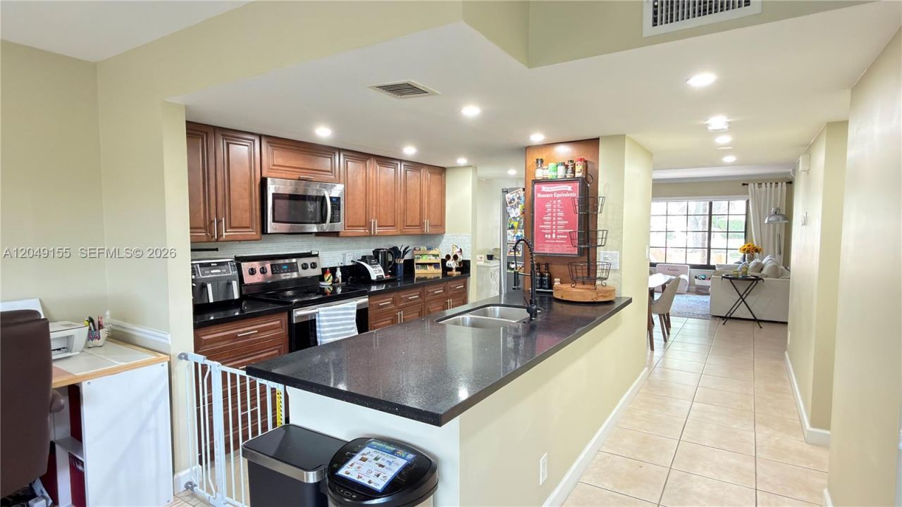 9492 NW 39th St , Sunrise, FL 33351 Photo