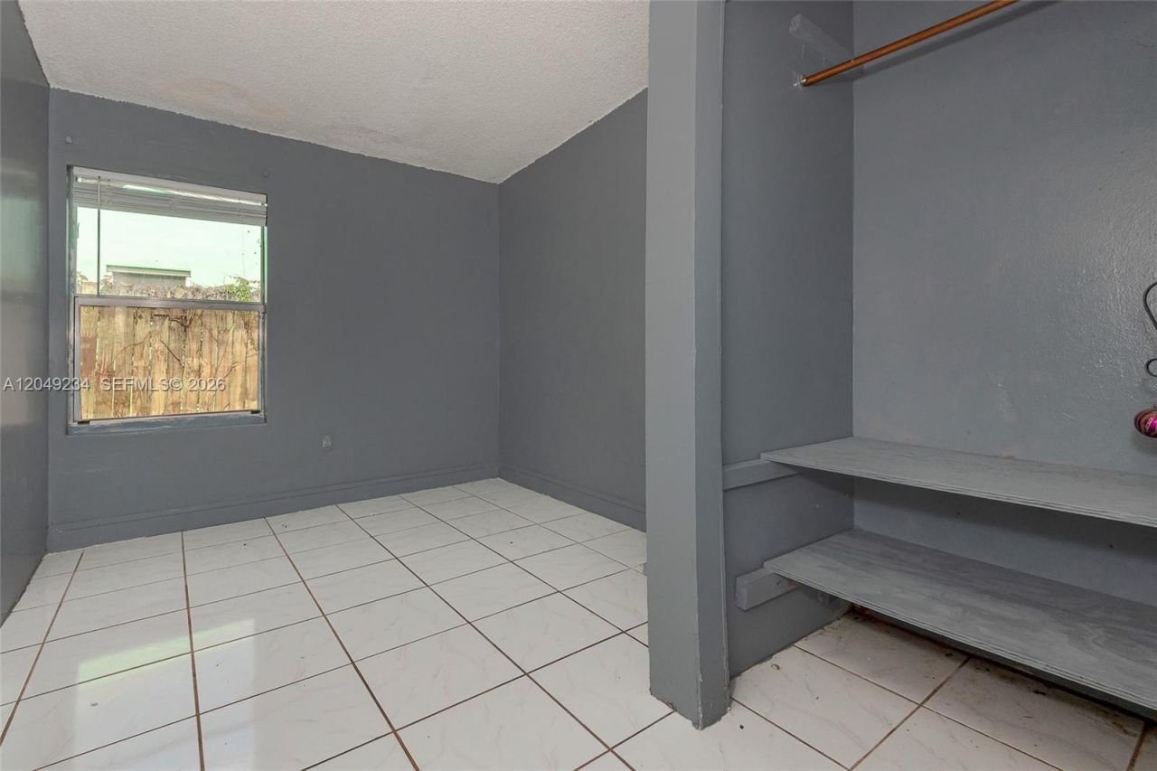 3260 NW 179th St , Miami Gardens, FL 33056 Photo