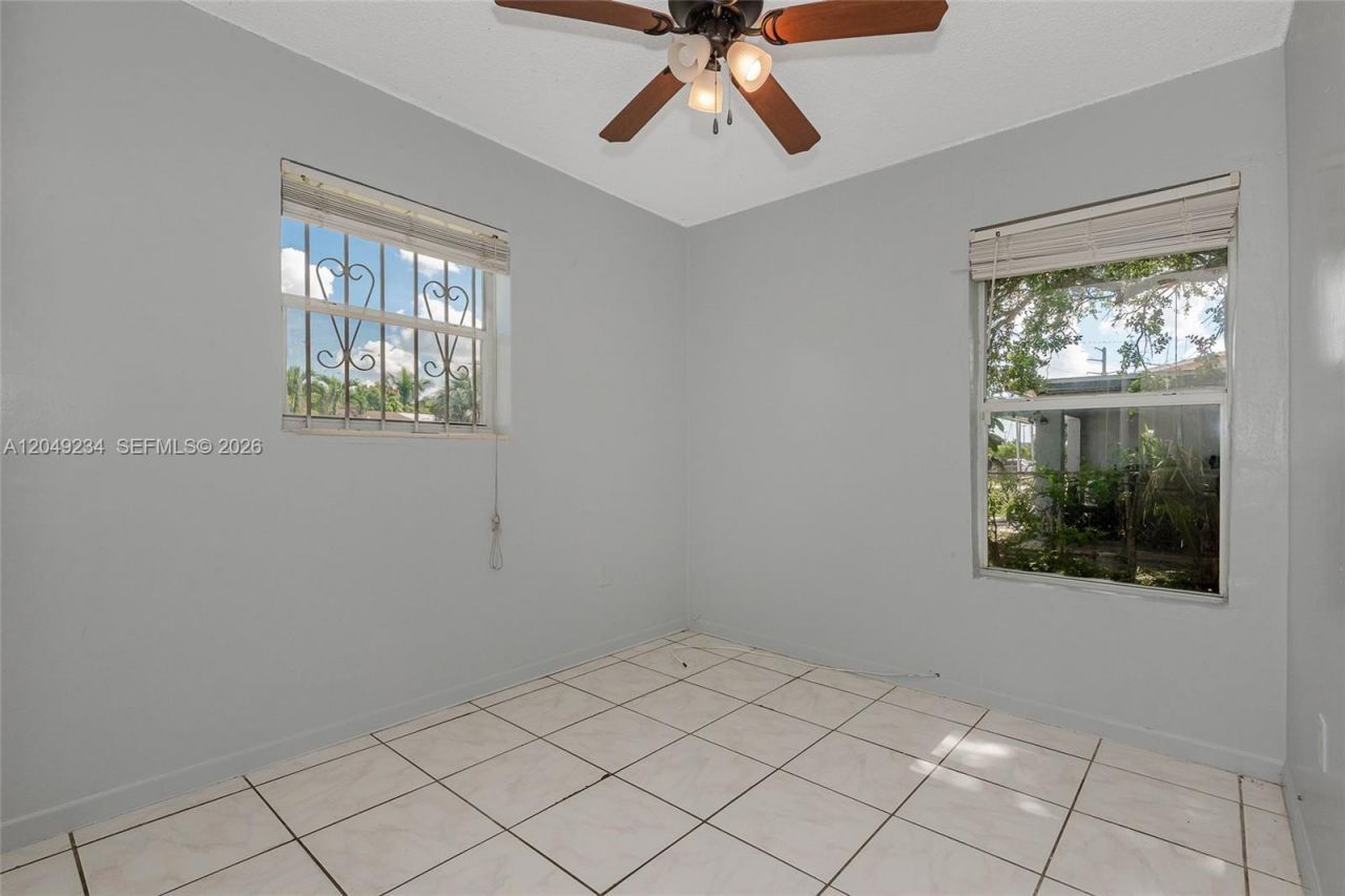 3260 NW 179th St , Miami Gardens, FL 33056 Photo