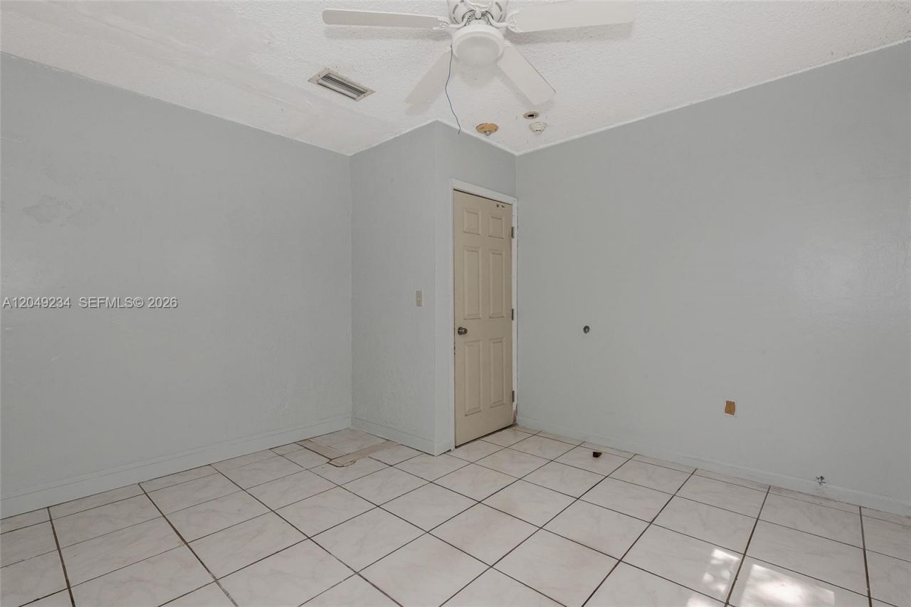 3260 NW 179th St , Miami Gardens, FL 33056 Photo