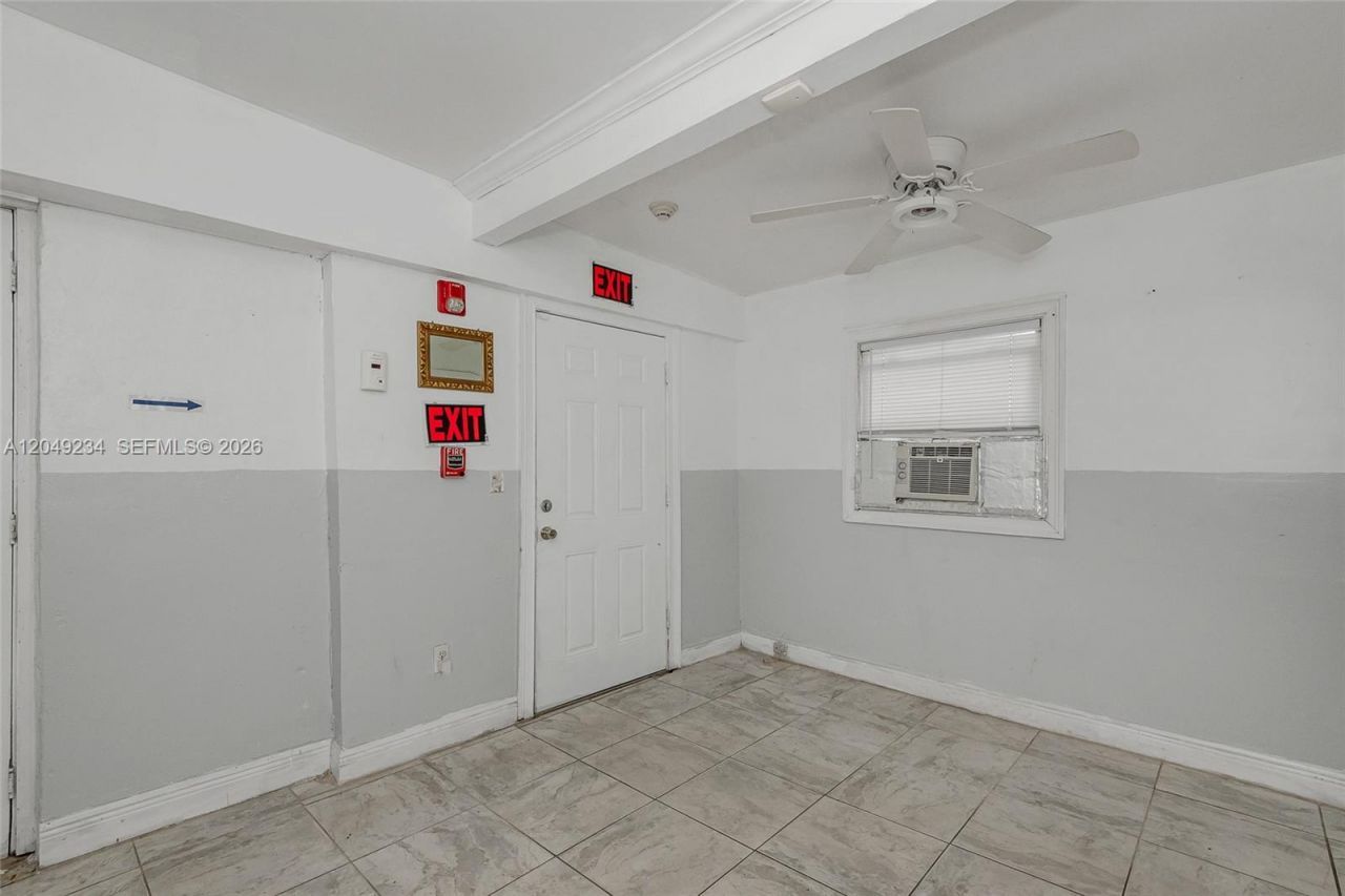 3260 NW 179th St , Miami Gardens, FL 33056 Photo