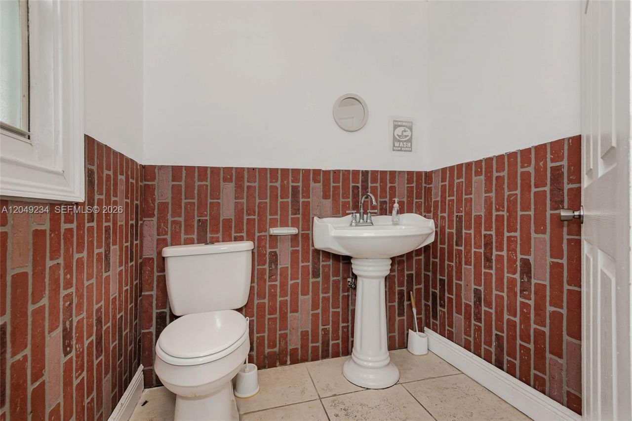 3260 NW 179th St , Miami Gardens, FL 33056 Photo