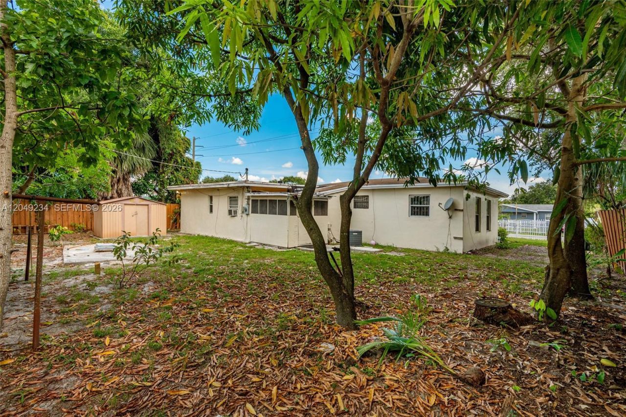 3260 NW 179th St , Miami Gardens, FL 33056 Photo