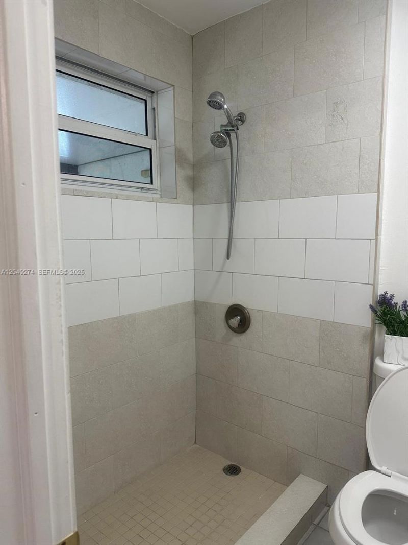 19301 SW 220th St , Miami, FL 33170 Photo