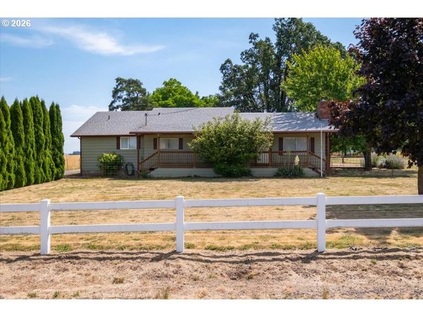 33120 S MERIDIAN RD, Woodburn, OR 97071