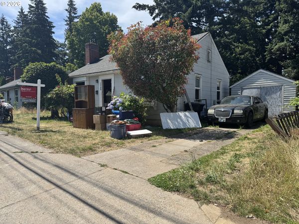 1725 NE 102nd AVE, Portland, OR 97220