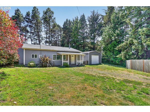 1251 NW WENGER LN, Waldport, OR 97394