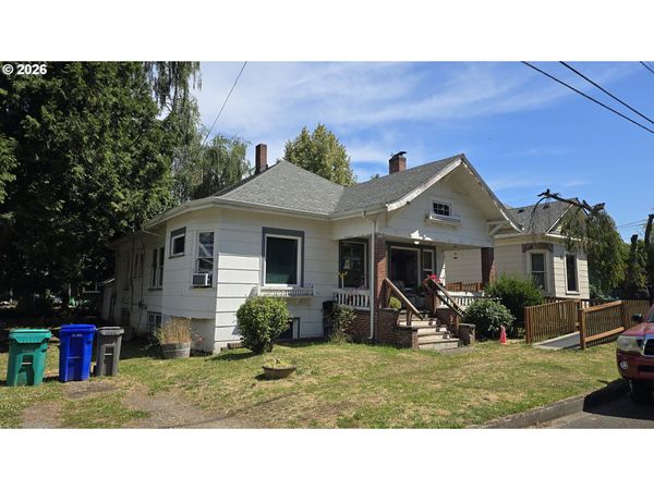 885 NE 3RD ST, Gresham, OR 97030