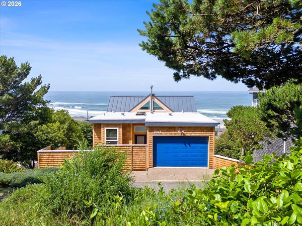 7015 NE NEPTUNE DR, Lincoln City, OR 97367