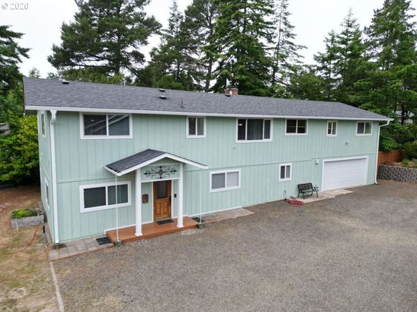 2159 42ND ST, Florence, OR 97439