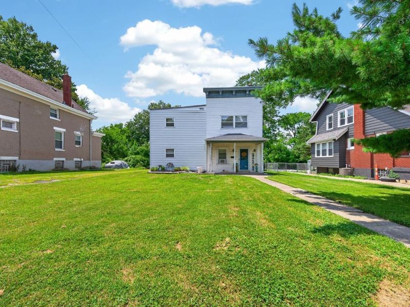 3935 Washington Avenue, Cheviot, OH 45211 Photo 2
