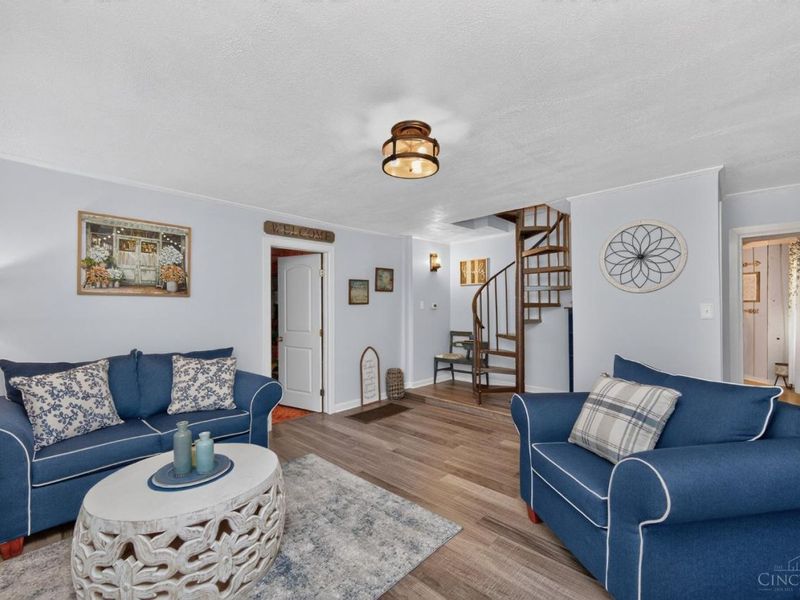 3935 Washington Avenue, Cheviot, OH 45211 Photo 6
