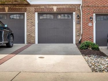 42243 CANARY GRASS SQUARE, ALDIE, VA 20105