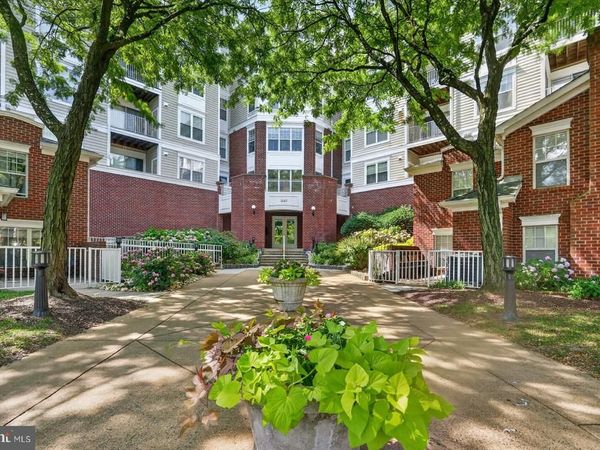 1645 INTERNATIONAL DRIVE , Unit 110, MCLEAN, VA 22102
