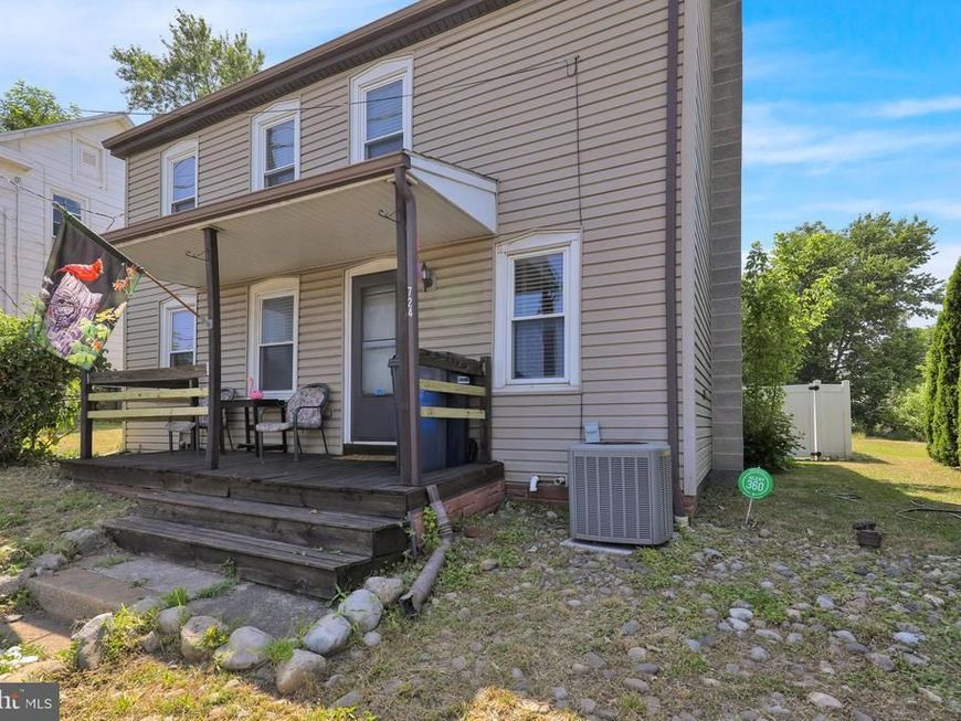 724 Rohrerstown Road, Lancaster, PA 17603 Main Photo