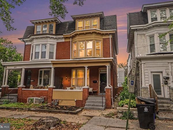 222 EMERALD STREET, HARRISBURG, PA 17110
