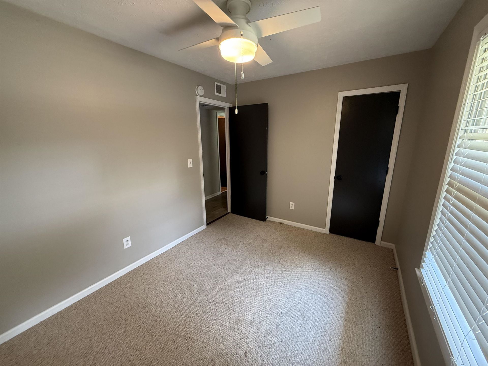 615 Burcale Road Circle  Photo 12