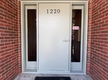 1220 S 120th Plaza, Unit 302, Omaha, NE 68144