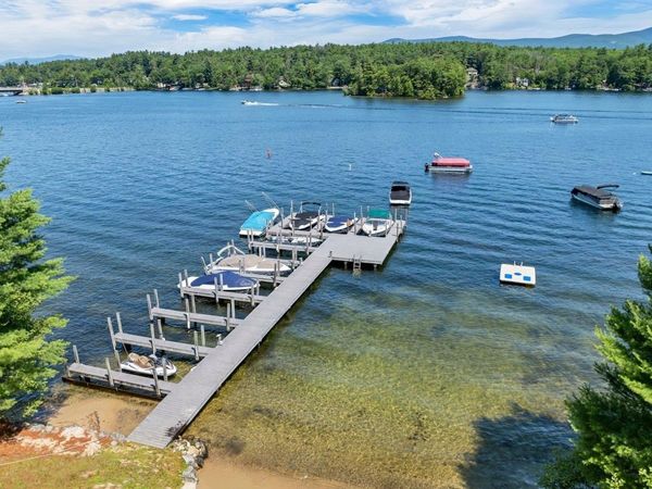 42 Leeward Shores Road, Moultonborough, NH 03254