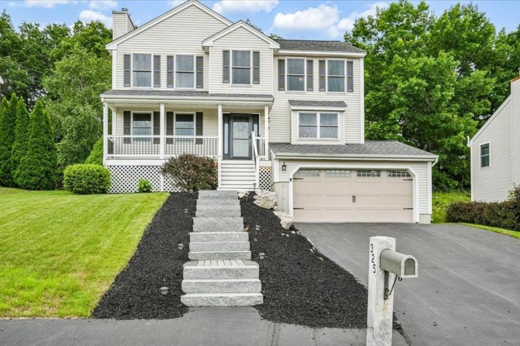 325 Wellington Hill Road, Manchester, NH 03104 Main Photo