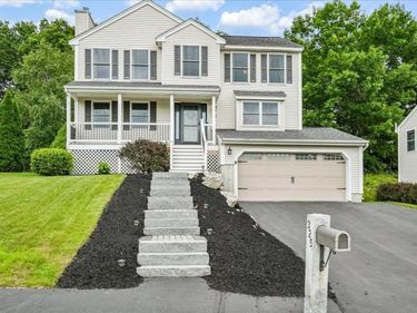 325 Wellington Hill Road, Manchester, NH 03104