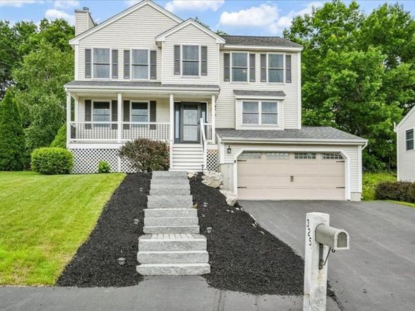 325 Wellington Hill Road, Manchester, NH 03104