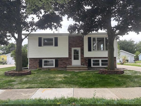 1135 GREENFIELD TRAIL, Oshkosh, WI 54904